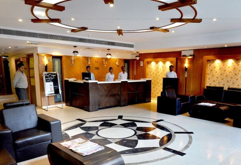 Fotos del hotel Elm Tree:  7