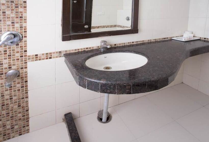 Fotos del hotel Elm Tree:  5