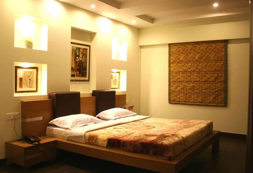 Fotos del hotel Elm Tree:  11