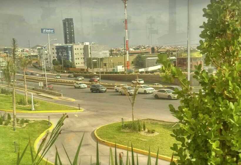 Fotos del hotel One Chihuahua Fashion Mall:  9