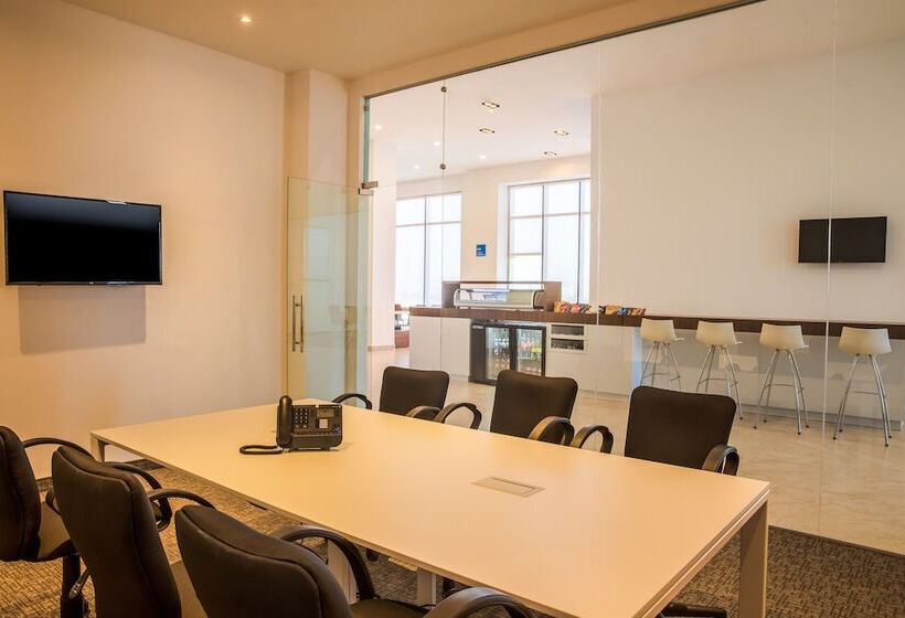 Fotos del hotel One Chihuahua Fashion Mall:  3