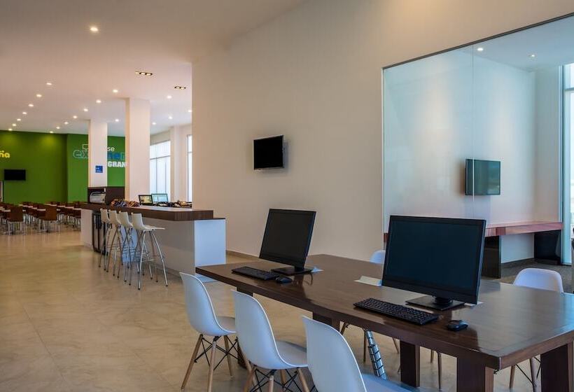 Fotos del hotel One Chihuahua Fashion Mall:  13