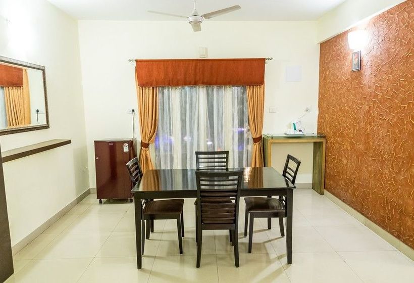 Fotos del hotel Mint Queensway Suites:  12