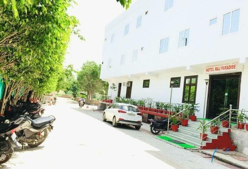 Raj Paradise
