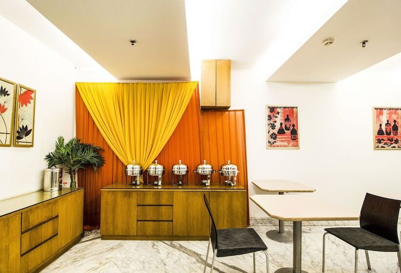 Fotos del hotel Fab Raj Darbar Iffco:  9