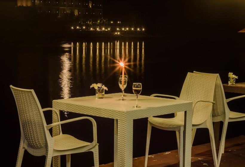 Fotos del hotel Riverpool Resort:  7