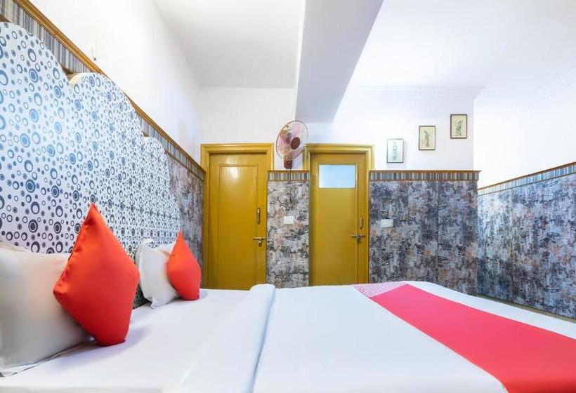 Fotos del hotel Oyo 6889 Elite Deluxe Rooms:  13