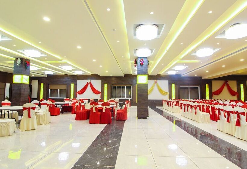 Fotos del hotel Moments:  17