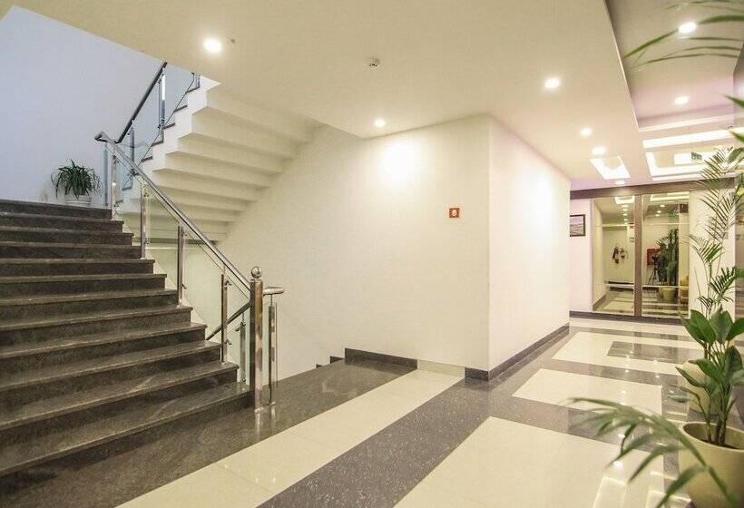 Fotos del hotel Moments:  2