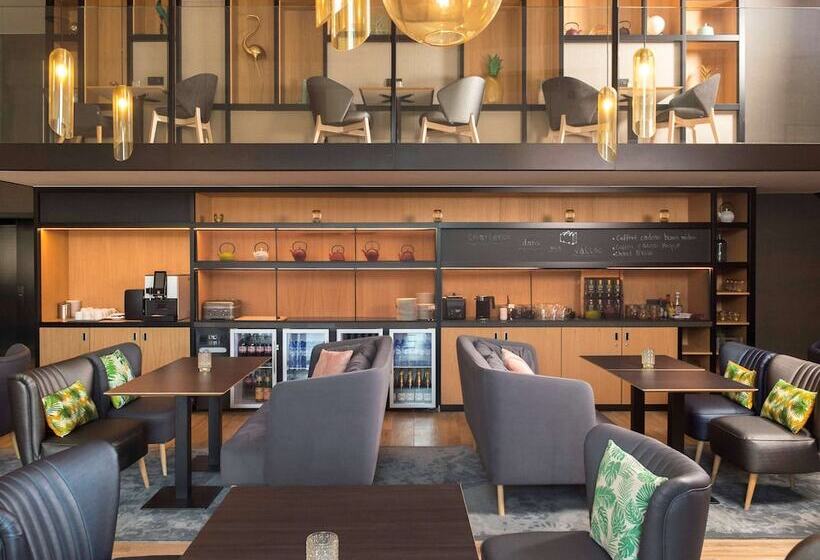 Fotos del hotel Novotel Charleroi Centre:  2