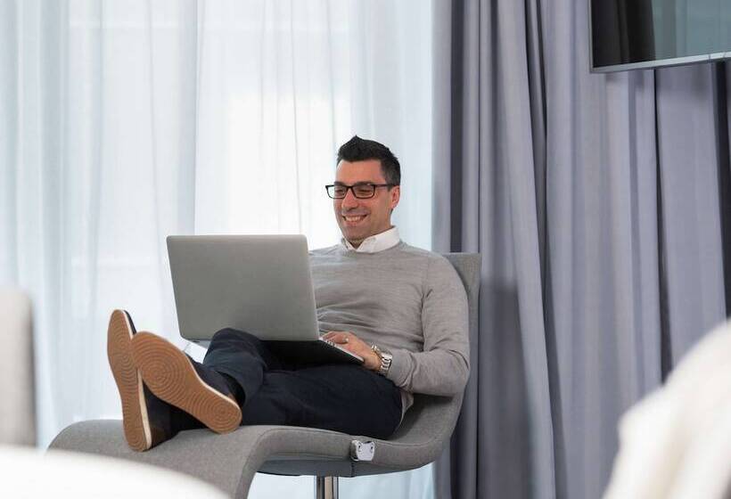 Fotos del hotel Novotel Charleroi Centre:  9