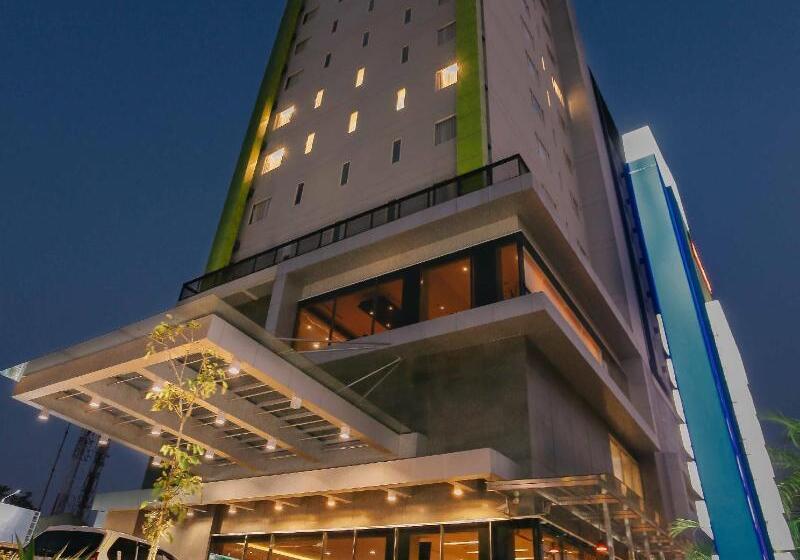 Fotos del hotel Primebiz Hotel Surabaya:  5