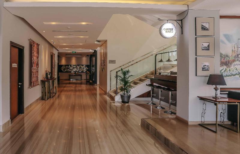 Fotos del hotel Primebiz Hotel Surabaya:  2