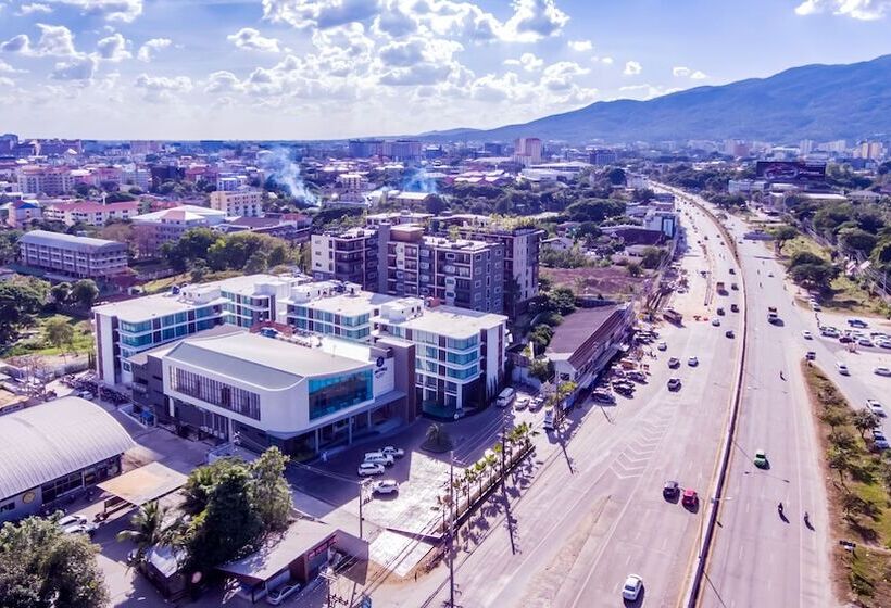 Fotos del hotel Wintree City Resort:  6