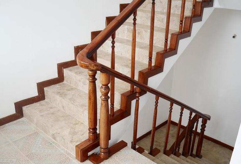 Fotos del hotel Airport Palace:  6