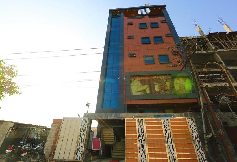 Oyo 8680 Hotel Vaishnavi Inn