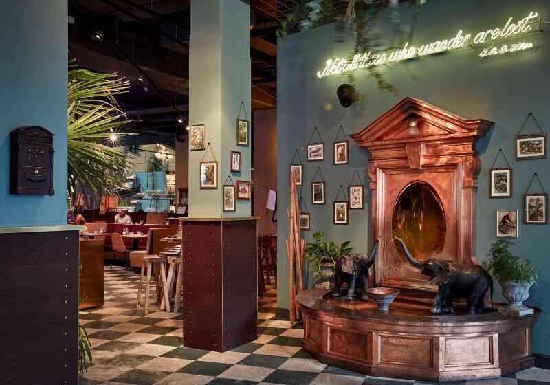 Fotos del hotel 25hours Hotel The Royal Bavarian:  23