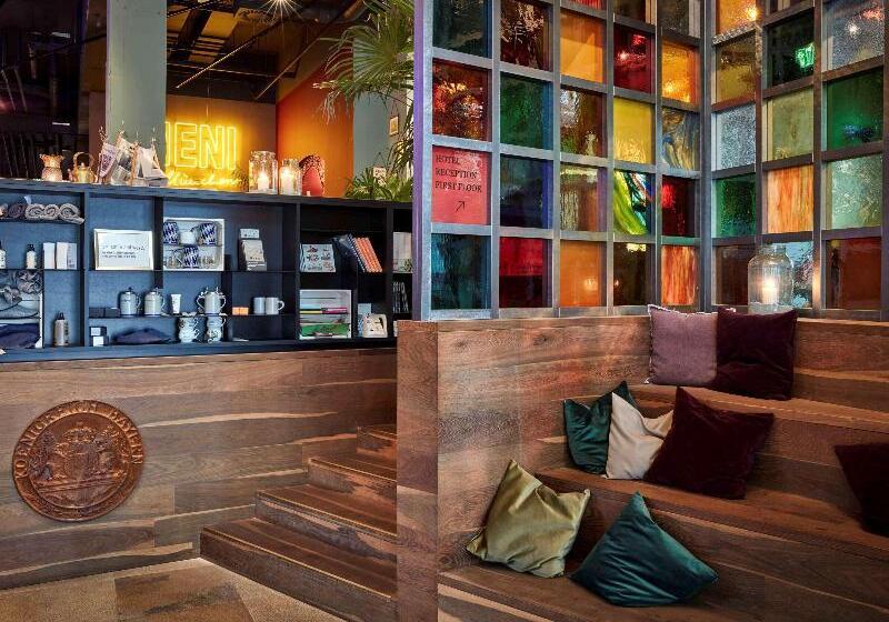 Fotos del hotel 25hours Hotel The Royal Bavarian:  11