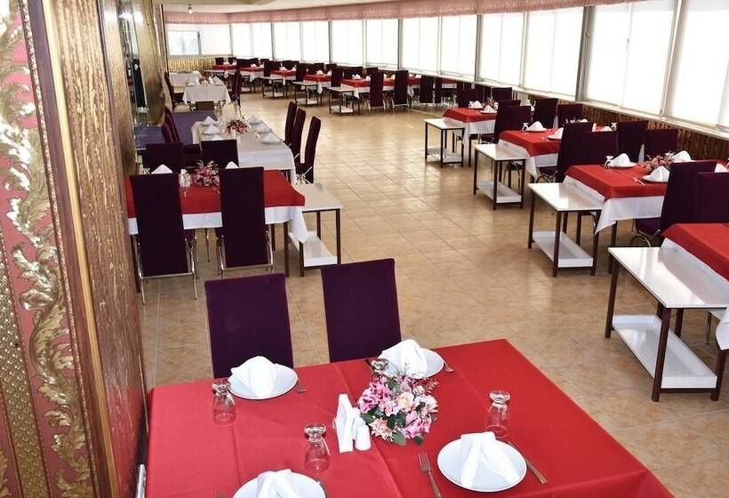 Fotos del hotel Lacin Park:  4