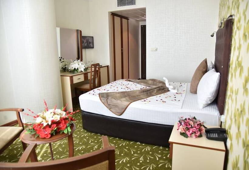 Fotos del hotel Lacin Park:  2