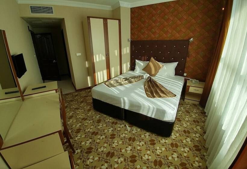 Fotos del hotel Lacin Park:  15