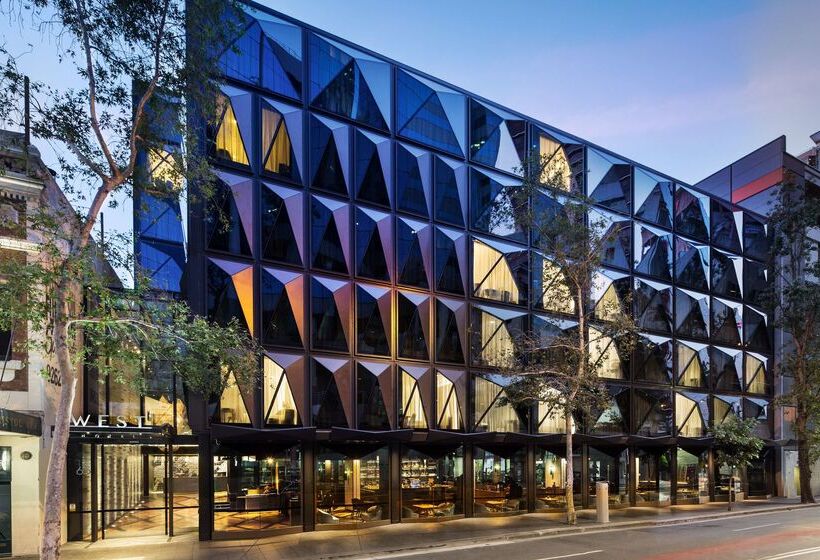 West  Sydney, Curio Collection By Hilton