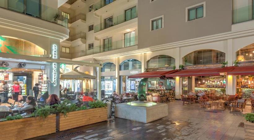 Fotos del hotel Qcc Residence:  12