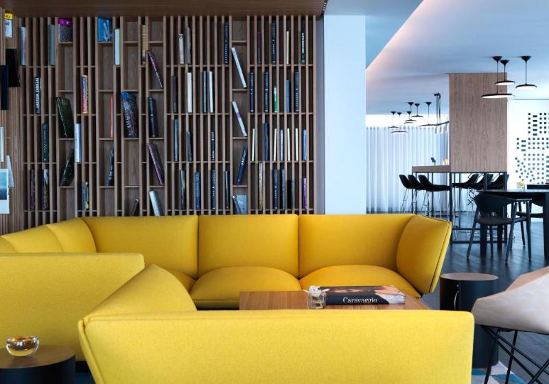 Renaissance Warsaw Airport