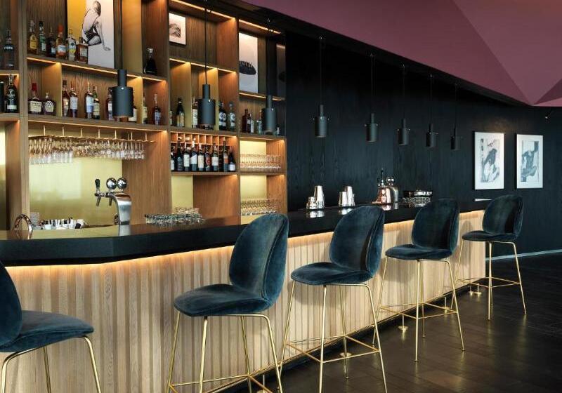 Fotos del hotel Renaissance Warsaw Airport:  5