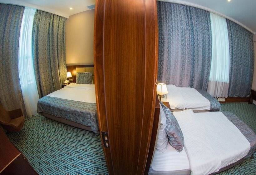 Fotos del hotel Ruma Port:  20