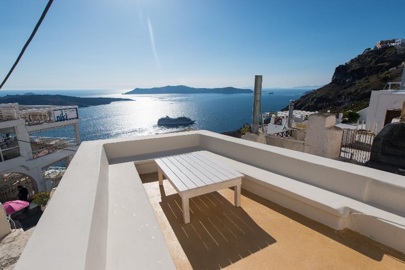 Fotos del hotel On The Cliff Suites:  10