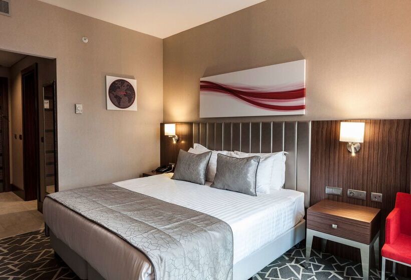 Fotos del hotel Ramada By Wyndham Istanbul Alibeykoy:  2