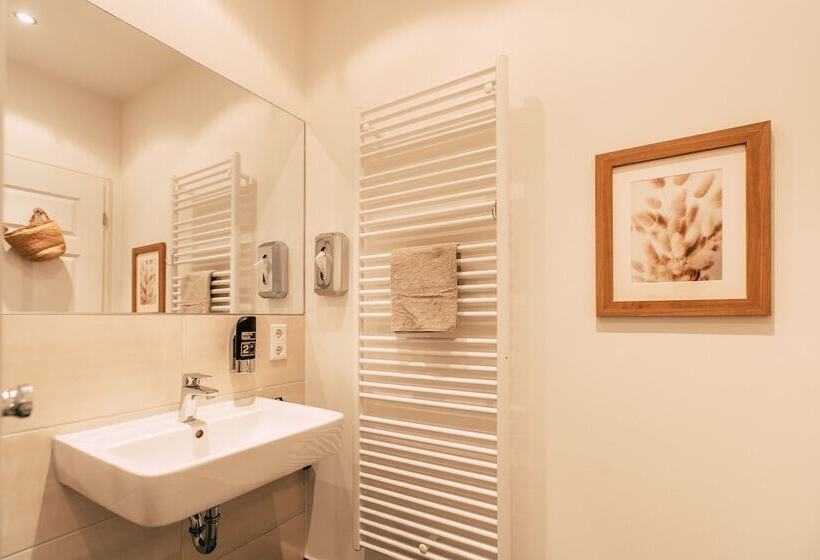 Fotos del hotel Luga Homes  Stadthaus:  5