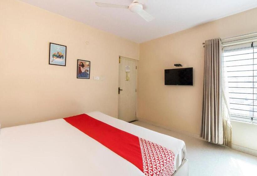 Fotos del hotel Oyo 9605 Hotel Golden Inn:  23