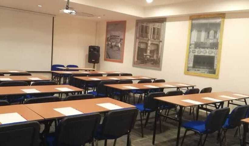 Fotos del hotel Riviera Suites Melaka:  14