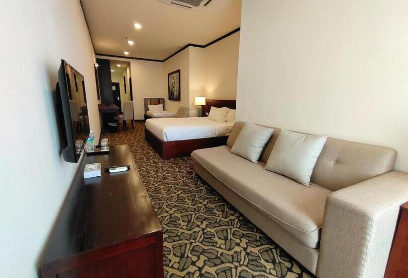 Fotos del hotel Riviera Suites Melaka:  18