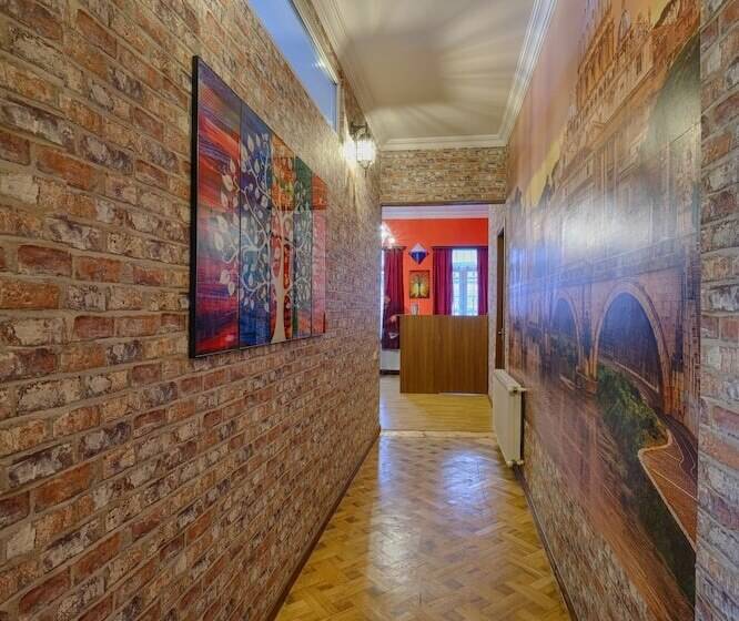 Fotos del hotel Euphoria Inn:  2