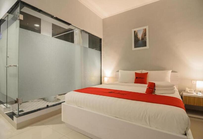 Fotos del hotel Reddoorz Plus Near Soekarno Hatta Airport 2:  14