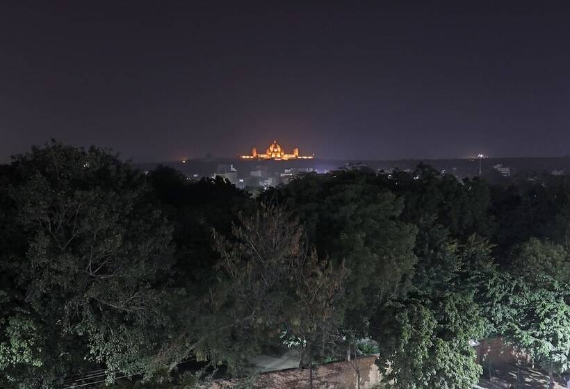 Fotos del hotel Oyo 10326 Hotel The Indra Inn:  7