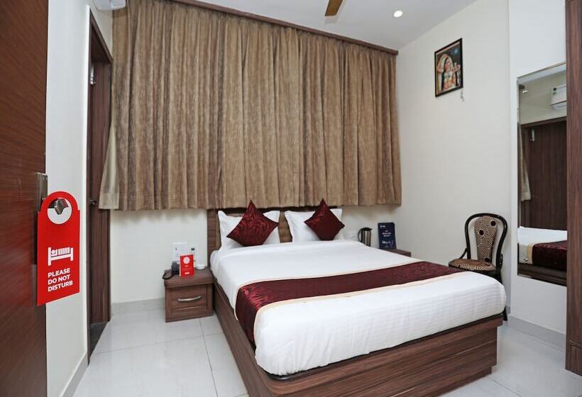 Fotos del hotel Oyo 10326 Hotel The Indra Inn:  19