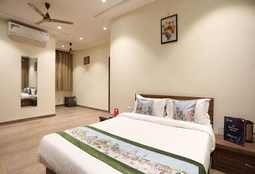 Fotos del hotel Oyo 10326 Hotel The Indra Inn:  18