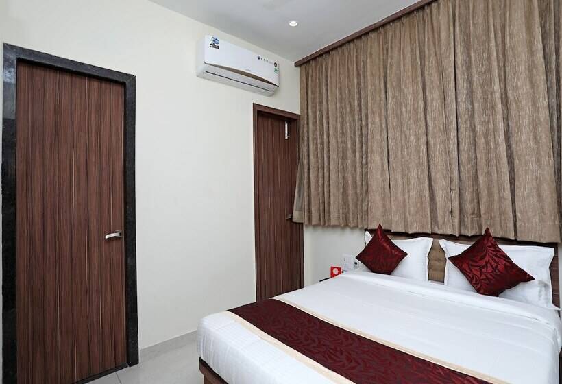 Fotos del hotel Oyo 10326 Hotel The Indra Inn:  17