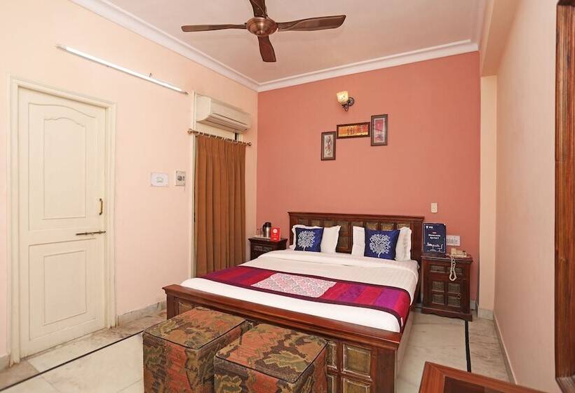 Fotos del hotel Oyo 10326 Hotel The Indra Inn:  21