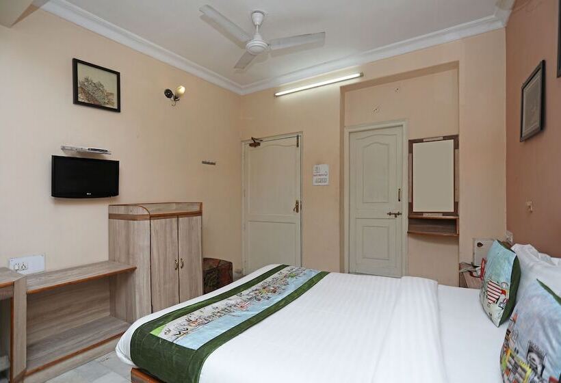 Fotos del hotel Oyo 10326 Hotel The Indra Inn:  14