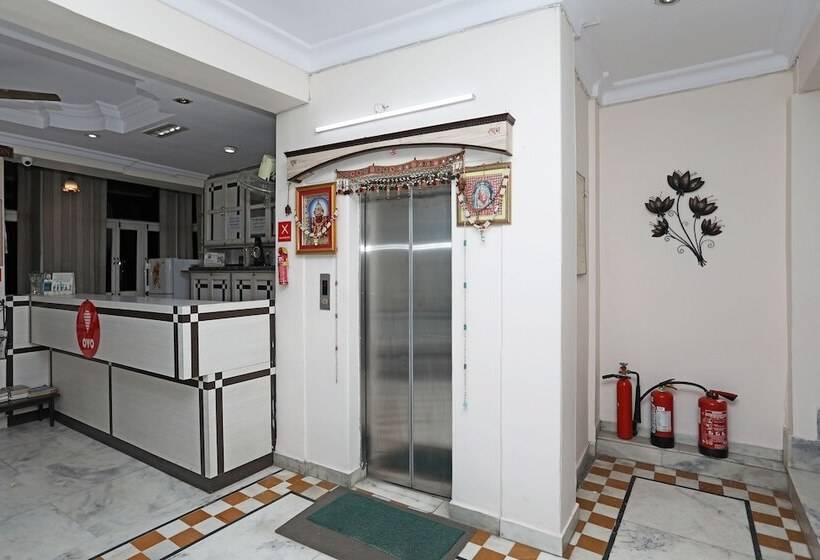 Fotos del hotel Oyo 10326 Hotel The Indra Inn:  4