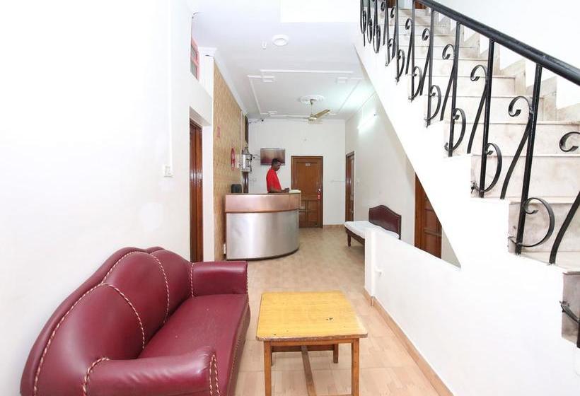 Fotos del hotel Oyo 10539 Hotel Holiday Classic:  4