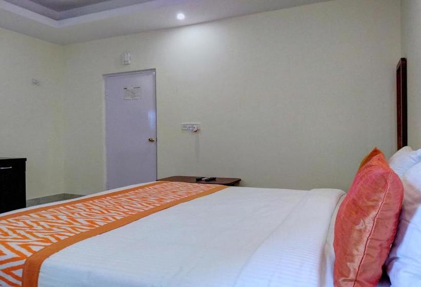 Fotos del hotel Fab Platinum:  2