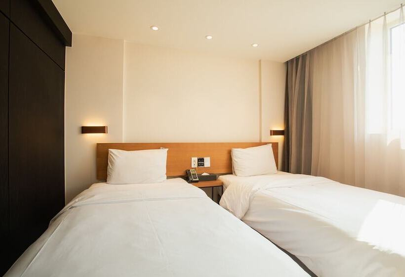 Fotos del hotel Winners:  20