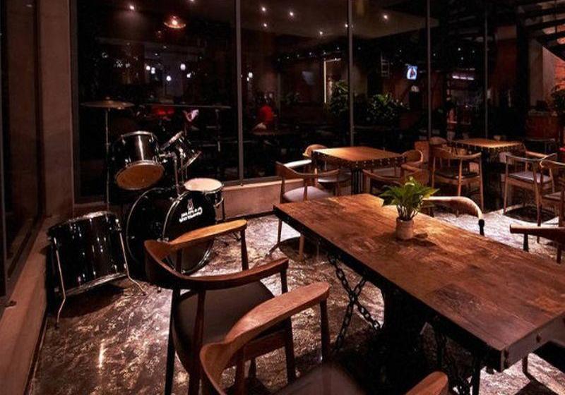 Fotos del hotel James Joyce Coffetel Guangzhou Shijing City Plaza:  3