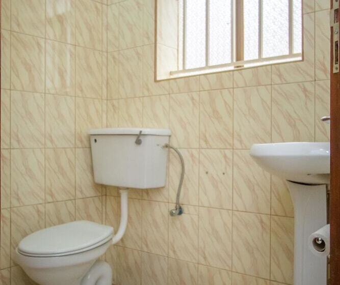 Fotos del hotel Makerere Serene:  16